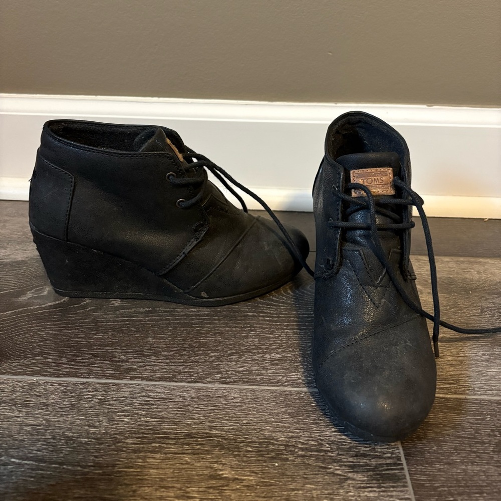 TOMS Black Wedge Boots